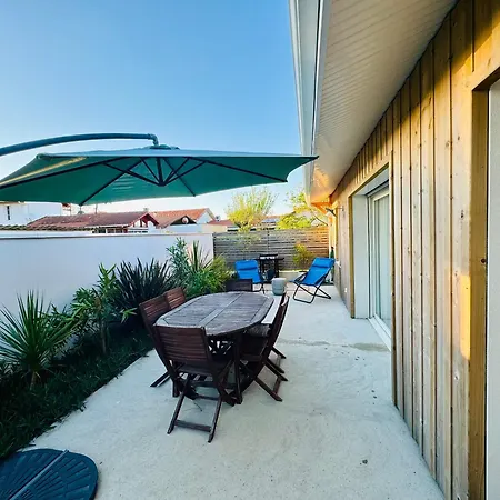 Ferienhaus Maison 300m De L'ocean, 4 A 6 Personnes *